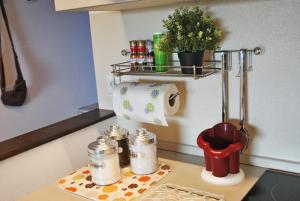 Kuchyňa alebo kuchynka v ubytovaní Tigullio Vacations: lo Chalet sul Mare