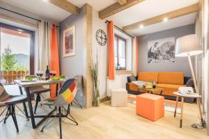 Posedenie v ubytovaní Apartamenty Rockus LUX & SPA Zakopane