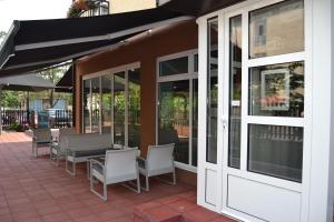 Restoran või mõni muu söögikoht majutusasutuses B&B Alex18