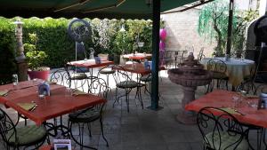 Restaurace v ubytování Auberge les Aromes