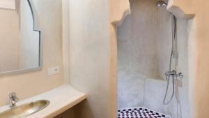 Salle de bains dans l'établissement Rodamon Riad Marrakech
