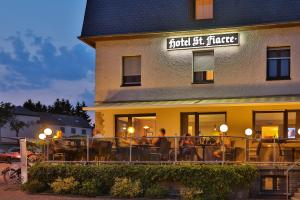 Restaurace v ubytování Hotel Saint Fiacre