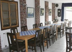 En restaurant eller et spisested på Landgasthof zum Hasen