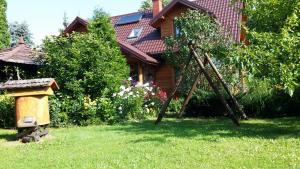 Gallery image of Kwiatowa Zagroda in Białowieża +56 photos