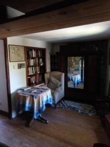 Biblioteket in the country house