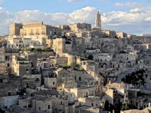Nespecifikovaný výhled na destinaci Matera nebo výhled na město při pohledu z prázdninového domu