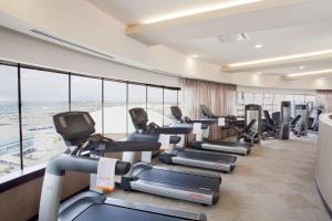 
The fitness center and/or fitness facilities at Hyatt Regency New Orleans
