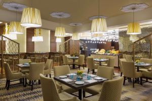 Restaurace v ubytování Jabal Omar Hyatt Regency Makkah