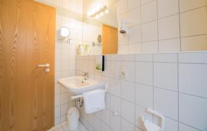 Koupelna v ubytování Hotel am Wasen