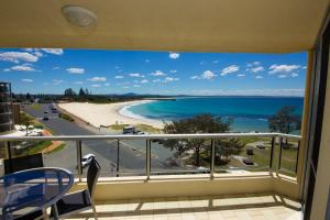 Gallery image of Beachpoint, Unit 401, 28 North Street in Forster