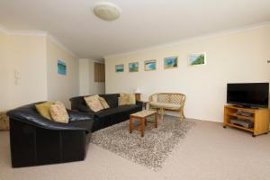 Gallery image of Beachpoint, Unit 401, 28 North Street in Forster