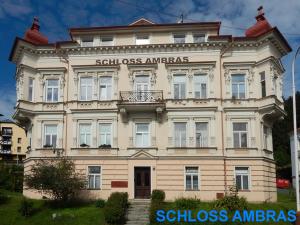 Fotografie z fotogalerie ubytování Schloss Ambras v destinaci Mariánské Lázně