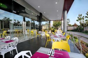 Gallery image of favehotel Tuban in Tuban