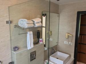Koupelna v ubytování Hotel Ivory 32