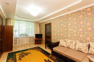  Гостиная зона в Business Brusnika Comfort Class Apartment Nagornaya 