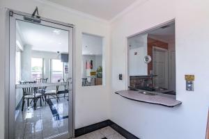 Kuchyň nebo kuchyňský kout v ubytování Motel 6-Azle, TX
