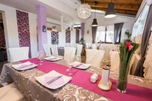 Posezení v ubytování Hotel Villa Sandi - free parking