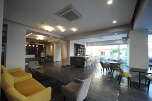 Nhà hàng/khu ăn uống khác tại Astron Suites & Apartments