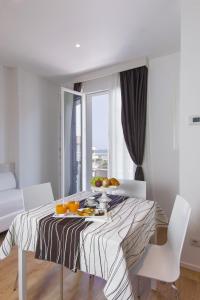 Gallery image of Hotel Houston Suites in Rimini