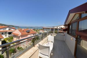 Ein Balkon oder eine Terrasse in der Unterkunft Kayı Hotel