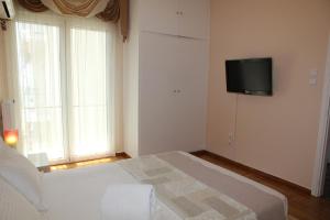 A television and/or entertainment centre at Olga's Studio