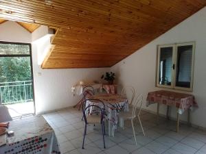 Imagem da galeria de Guesthouse Mixe em Budva