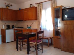 Kuchyňa alebo kuchynka v ubytovaní Maridatis Apartments