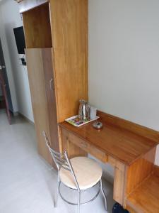 Kuchyň nebo kuchyňský kout v ubytování A V Residency