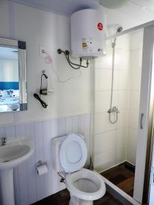 Phòng tắm tại Squania Suite Container & Monoambientes