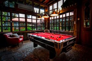 Biliardový stôl v ubytovaní Naiyang Park Resort - SHA Extra Plus