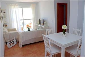 Fotografia z galérie ubytovania Apartamento Conil con terraza v destinácii Conil de la Frontera