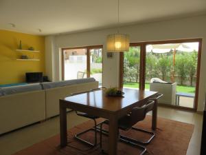 Fotografie z fotogalerie ubytování Casa azul v destinaci Charneca + 31 fotografií