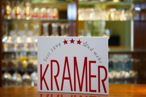 Stadthotel Kramer的证书、奖牌、标识或其他文件