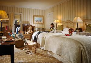A bed or beds in a room at Great Southern Killarney