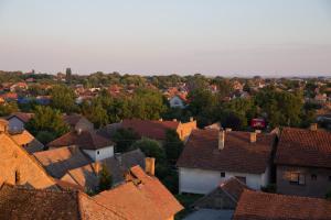 Nespecifikovaný výhled na destinaci Ruma nebo výhled na město při pohledu z apartmánu