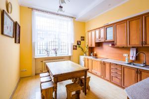 Foto da galeria de Apartments on Valova 9 em Lviv