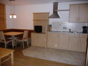 Kuchyň nebo kuchyňský kout v ubytování Ferienhaus Staudacher + 33 fotografií