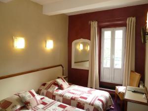 Photo de la galerie de l'établissement Logis Hôtel La Farigoule, à Sainte-Cécile-les-Vignes 39 autres photos