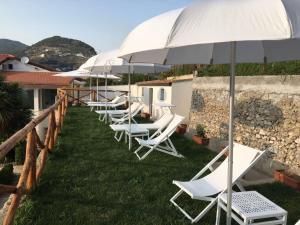 Nespecifikovaný výhled na hory nebo výhled na hory při pohledu z bed and breakfast