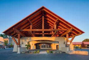 a large building with a large wooden roof at Red Lion Hotel Ellensburg in Ellensburg