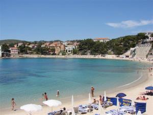 Foto da galeria de Les Hameaux em Bandol