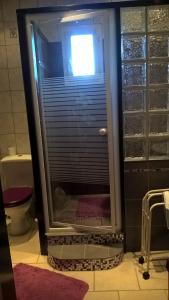 Koupelna v ubytování Les Nids de Mesanges Chambre d'hôtes