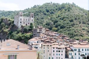 Photo de la galerie de l'établissement DUSSAIGA - Camera Del Fiordaliso, à Dolceacqua