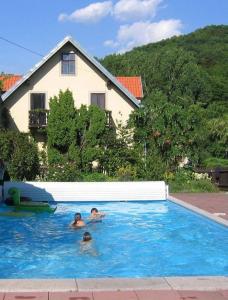 Ảnh trong thư viện ảnh của Ferienwohnungen Lindleshof ở Leinach