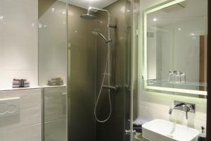 Vannituba majutusasutuses Hotel Waldkrug