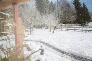Qi Gong Haus im Winter