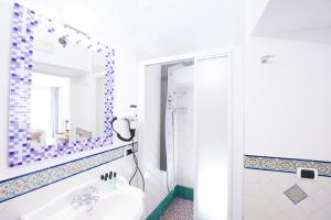 Koupelna v ubytování Hotel Villa Felice Relais