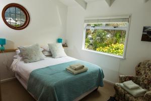 Gallery image of Quarterdeck Holiday Apartment in Simonʼs Town