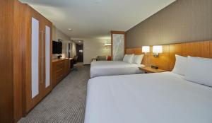 Postel nebo postele na pokoji v ubytování Hyatt Place Eugene/Oakway Center