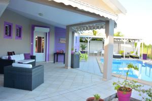 Villa Améthyste avec grande piscine privée, jardin clos, parking privé 내부 또는 인근 수영장
